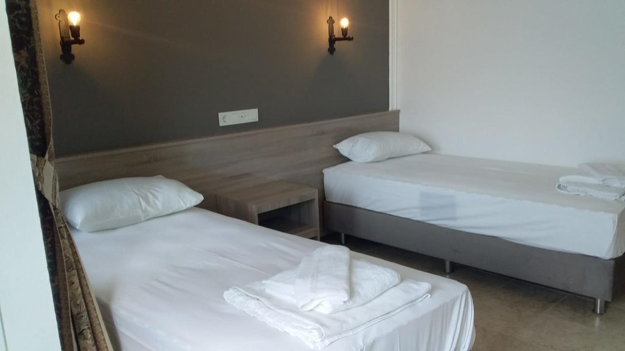 Hotel Leon Foça Eksteriør billede