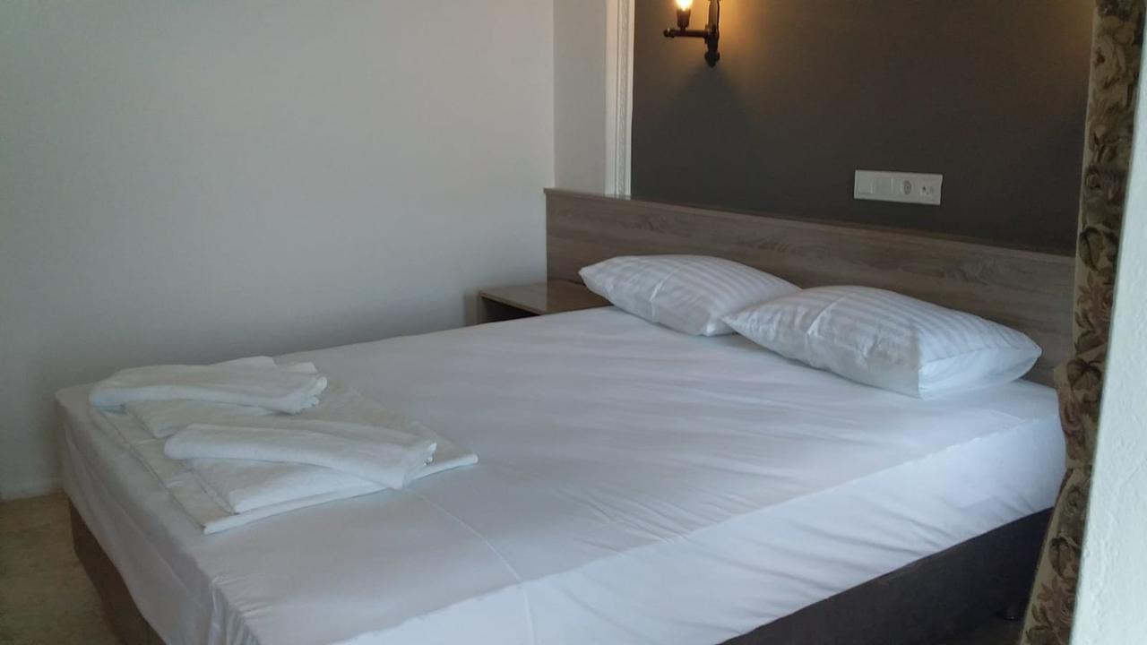Hotel Leon Foça Eksteriør billede